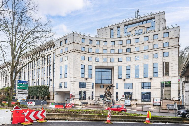 Encadrement de la reconversion des bureaux de la Cristallerie à Sèvres